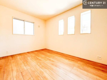 �q������ �|���o�������Ȃ��������́A���q�l�̂������Ƃ��Ă����S�ł��I
���[�X�y�[�X���[�����Ă���̂ŎU�炩�������������T�b�ƕЕt�����܂��I