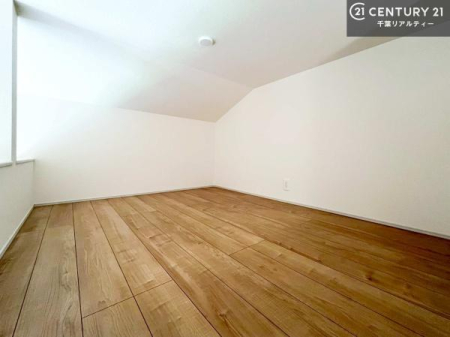 ���[ ���t�g�t���I���i�g��Ȃ��悤�ȋG�ߕ��̃C���e���A��Ɠd�̎��[�ɕ֗��I���񌻒n�ɂĂ��m���߂��������I