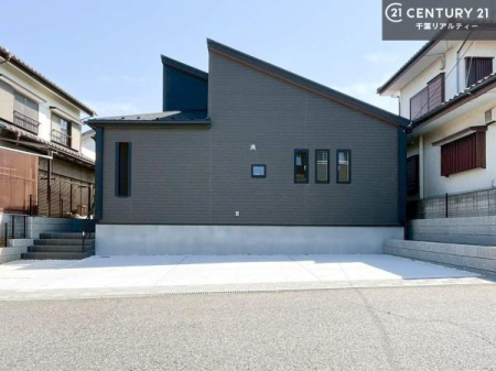 ���̑����n �����T���̂������E���v�]�E������ȂǁA���Ȃ�ƕ��ЃX�^�b�t�܂ł��\���t�����������I�s���Y�Ɋւ��邱�ƂȂ�A�ǂ̂悤�Ȃ��Ƃł����S���ӑΉ������Ē����܂��B
