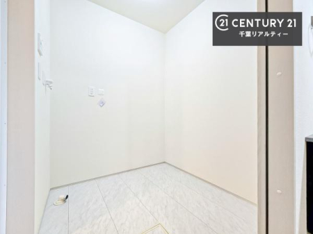 ���ʑ�E���ʏ� �����h���[���[���t���I�L�X���Ă���̂Ő���@�̂ق��ɓ��p�i�̎��[���b�N���̃X�y�[�X�����܂�܂��I���������₷���Ԏ��I