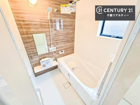 ���� �������������l�̕��͋C�̃o�X���[���́A�����o�Ă��ăo�X�^�C�����[���I
���d���撣���Ă��邲�J���ɂ��D�݂̓����̓����܂����āA�y����ł݂Ă͂������ł��傤���H