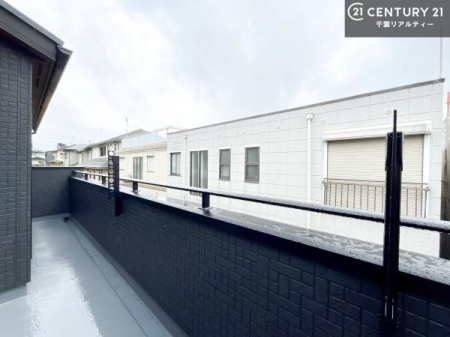 �o���R�j�[ �z������ǍD�ȃo���R�j�[�ł��I���ꂽ���ɂ͐�������n����J���I�Ȏ��Ԃ��y���߂܂��B
