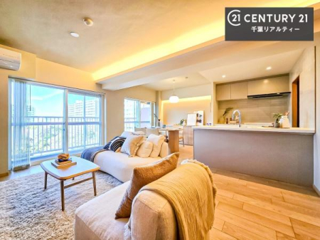 ���r���O �D�����z���܂肪���r���O����ł���ċ��S�n�̗ǂ���Ԃ����o���Ă���܂��I
���났�̎��Ԃ��߂����܂��I