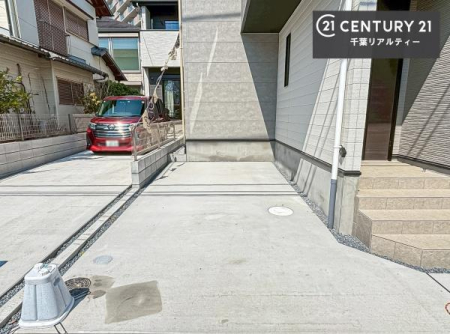 ���ԏ� �J�[�X�y�[�X2�䒓�ԉ\�B�����̒ʋ΂₨�������ɕ֗��ŁA���q���ɂ���Ƃ�������Ă��g�����������܂��B