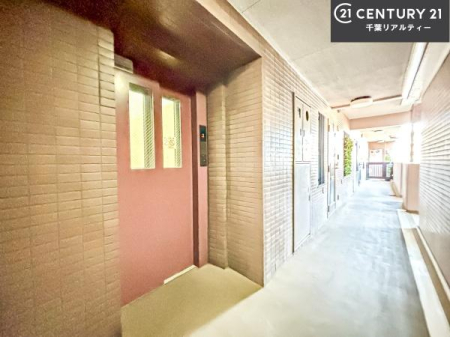 ���̑����p�� �G���x�[�^�[������A���K�ŃX���[�Y�Ȉړ��������B
���������A��₨���̓����A�X�g���X�Ȃ��������֌������܂��B