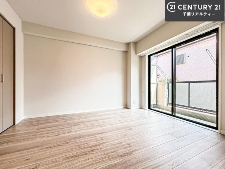 �m�� �o���R�j�[�ɖʂ��Ă���m���ł��B���邭�����肪����A���C����������ł��܂��I