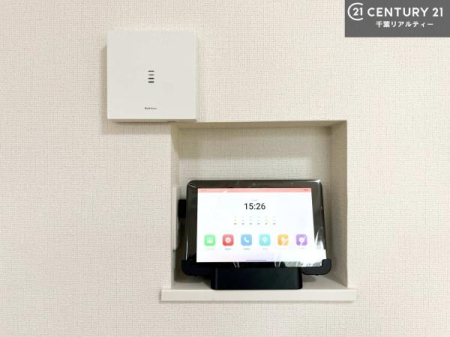 ���̑� TV���j�^�[�t�C���^�[�t�H���������B���K�҂̊���m�F���Ă���Ή��ł��邽�߁A�h�Ɩʂɂ��z�����ꂽ���S�̐ݔ��ł��B