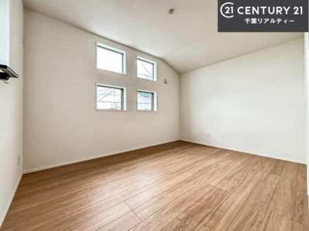 �q������ �|���o�������Ȃ��������́A���q�l�̂������Ƃ��Ă����S�ł��I
���[�X�y�[�X���[�����Ă���̂ŎU�炩�������������T�b�ƕЕt�����܂��I