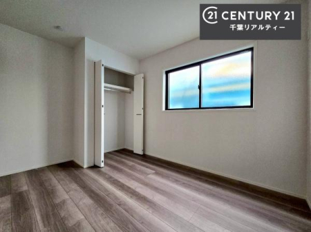 ���r���O�ȊO�̋��� �V���v���Ƀf�U�C������Ă��邽�߁A�Ƌ��I�т܂���I
���C�ɓ���̉Ƌ��u���Ă��낰���Ԃ���邱�Ƃ��ł��܂��B