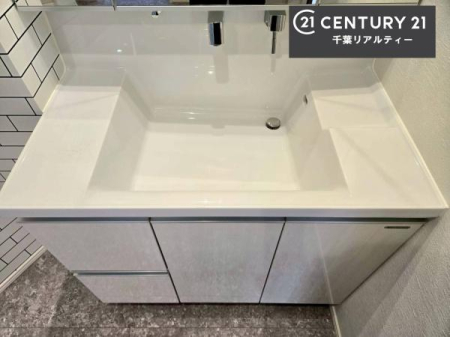 ���ʑ�E���ʏ� �[�����ʑ�{�E���́A�������˂ɂ����̂ł�����ꂪ�y�X�I���������ۂĂ܂��I
�L���C�Ȑ��ʏ��Ŏ��������̃��`�x�[�V�������オ��܂��ˁI