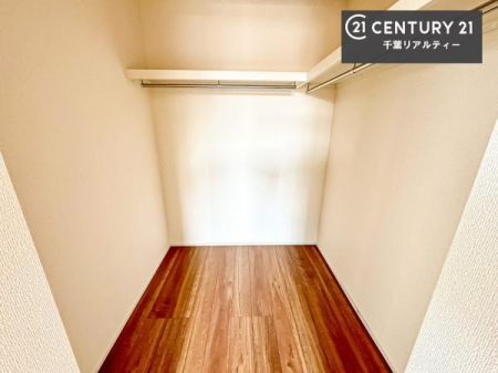 ���[ �E�H�[�N�C���N���[�[�b�g�t���ł��B��������̂��m���Ȃǂ����[���Ă��������ł��ˁI���ɂ���@�������ȂǋG�ߕ��̑傫�ȉƓd�����[�ł��܂��I