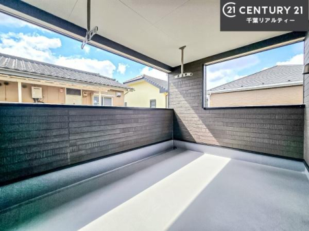 �o���R�j�[ �z������ǍD�ȃo���R�j�[�ł��I���ꂽ���ɂ͐�������n����J���I�Ȏ��Ԃ��y���߂܂��B
