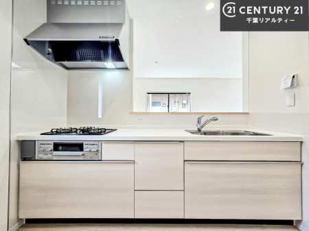 �L�b�`�� ��Ƃ����₷���V�X�e���L�b�`���ł��I���[����������t���Ă���̂ŁA�����X�y�[�X�ɕ���u���Ȃ��čςނ̂ŁA�L�X�g���āA���K�ɍ�Ƃ��ł��܂��I