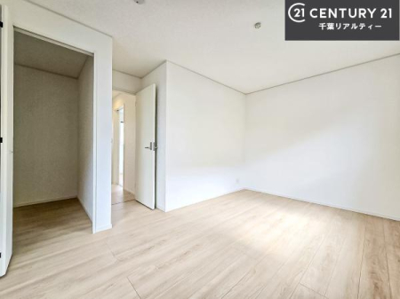 ���r���O�ȊO�̋��� �V���v���Ƀf�U�C������Ă��邽�߁A�Ƌ��I�т܂���I
���C�ɓ���̉Ƌ��u���Ă��낰���Ԃ���邱�Ƃ��ł��܂��B