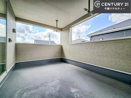 �o���R�j�[ �z������ǍD�ȃo���R�j�[�ł��I���ꂽ���ɂ͐�������n����J���I�Ȏ��Ԃ��y���߂܂��B
