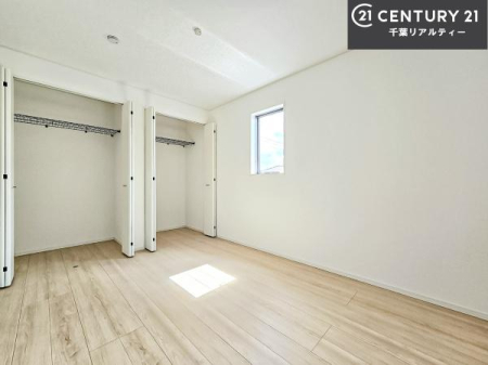 ���r���O�ȊO�̋��� �V���v���Ƀf�U�C������Ă��邽�߁A�Ƌ��I�т܂���I
���C�ɓ���̉Ƌ��u���Ă��낰���Ԃ���邱�Ƃ��ł��܂��B