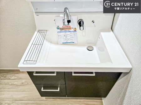 ���ʑ�E���ʏ� �[�����ʑ�{�E���́A�������˂ɂ����̂ł�����ꂪ�y�X�I���������ۂĂ܂��I
�L���C�Ȑ��ʏ��Ŏ��������̃��`�x�[�V�������オ��܂��ˁI