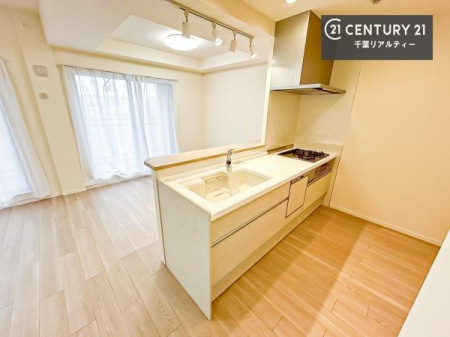 �L�b�`�� ���[�X�y�[�X���L�x�ŁA�����X�y�[�X���X�b�L���ƕЕt���Ђ�`�����p�ł��܂��I
���K�ɍ�Ƃ��ł��܂��I�����̗���������܂��I