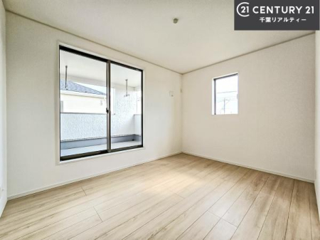 �m�� �o���R�j�[�ɖʂ��Ă���m���ł��B���邭�����肪����A���C����������ł��܂��I