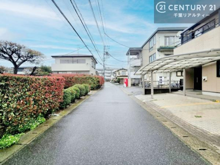 �O�ʓ��H�܂ތ��n�ʐ^ �S�䂭�܂Ō��n����������������悤�A�����ē��̂��p�ӂ������Ă���܂��B���C�y�ɂ��₢���킹�̏�A���z�̕�炵�ւ̈�������i�߂��������I