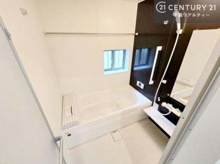 ���� �������������l�̕��͋C�̃o�X���[���́A�����o�Ă��ăo�X�^�C�����[���I
���d���撣���Ă��邲�J���ɂ��D�݂̓����̓����܂����āA�y����ł݂Ă͂������ł��傤���H