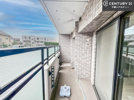 �o���R�j�[ �z������ǍD�ȃo���R�j�[�ł��I���ꂽ���ɂ͐�������n����J���I�Ȏ��Ԃ��y���߂܂��B
