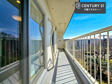 �o���R�j�[ �z������̗ǂ��o���R�j�[�ŁA�����󕨂��悭���������ł��ˁI
���V�C�̗ǂ����ɂ̓o���R�j�[�֏o�ă��t���b�V������̂��C�����悳�����ł��B