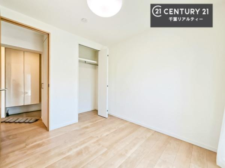 �q������ ���[�X�y�[�X����������m�ۂ���Ă��邽�߁A���������w�p�i���T�b�ƕЕt���A���ł��X�b�L���B
�Y��ȋ�Ԃ��ۂĂ܂��I