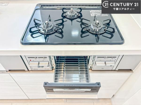 �L�b�`�� �R�����͎O������̂ł������̓����i�s���ł��܂��B
�������O�����t���ł��B�����X�y�[�X���L�X���Ă���׍�Ƃ����₷���I�g�����肪�ǂ��V�X�e���L�b�`���ł��I