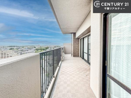 �o���R�j�[ �z������ǍD�ȃo���R�j�[�ł��I���ꂽ���ɂ͐�������n����J���I�Ȏ��Ԃ��y���߂܂��B