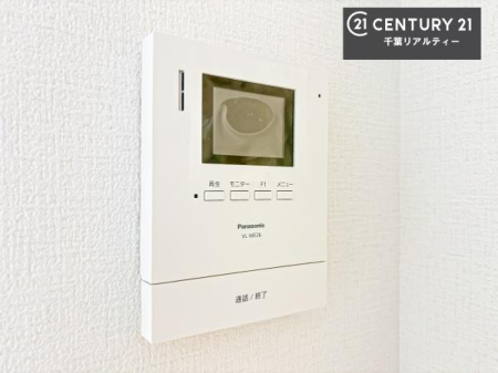 ���̑����� TV���j�^�[�t���C���^�[�z���ł��q�l�̂�����Ԓ��Ȃǂ����S�ł��ˁB�{�^���ЂƂł����C�̏������ƂƂ̂��I�I�[�g�o�X���B