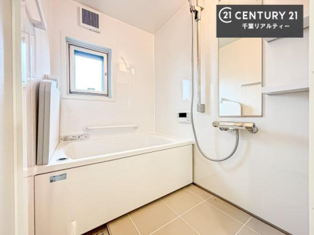 ���� �������������l�̕��͋C�̃o�X���[���́A�����o�Ă��ăo�X�^�C�����[���I
���d���撣���Ă��邲�J���ɂ��D�݂̓����̓����܂����āA�y����ł݂Ă͂������ł��傤���H