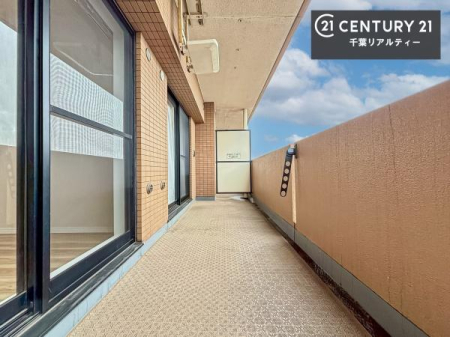 �o���R�j�[ �z������̗ǂ��o���R�j�[�ŁA�����󕨂��悭���������ł��ˁI
���V�C�̗ǂ����ɂ̓o���R�j�[�֏o�ă��t���b�V������̂��C�����悳�����ł��B