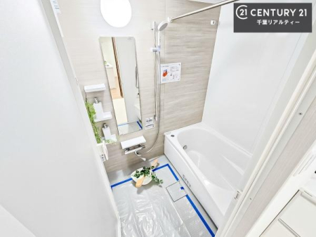 ���� �������������l�̕��͋C�̃o�X���[���́A�����o�Ă��ăo�X�^�C�����[���I
���d���撣���Ă��邲�J���ɂ��D�݂̓����̓����܂����āA�y����ł݂Ă͂������ł��傤���H