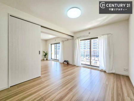 �Q�� �o���R�j�[�֖ʂ����m���Ȃ̂œV�C�̂������̓o���R�j�[�֏o�ă��t���b�V������̂������ł��ˁI�[�������v���C�x�[�g�^�C���������m���I�z������A���ʂ��ǍD�ł��B