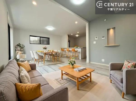 ���r���O �Ƌ��CG�p�[�X�ł��B�J�����̂���L�XLDK�I�\�t�@�[��_�C�j���O�e�[�u����u���Ă������ɂȂ�Ȃ��̂ŉ��K�ɉ߂����܂��I�R�~���j�P�[�V���������₷�����r���O�ł��I