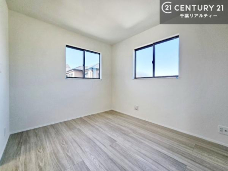 �m�� 2�ʍ̌����m�ۂ������邢�����́A���ʂ����ǂ��A���邭��ϋ��S�n�̗ǂ���ԂƂȂ��Ă���܂��B�����b�N�X���ĉ߂�����S�n�̗ǂ��������ł��I