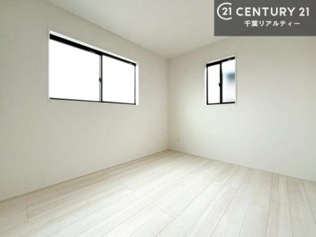 �q������ �|���o�������Ȃ��������́A���q�l�̂������Ƃ��Ă����S�ł��I
���[�X�y�[�X���[�����Ă���̂ŎU�炩�������������T�b�ƕЕt�����܂��I