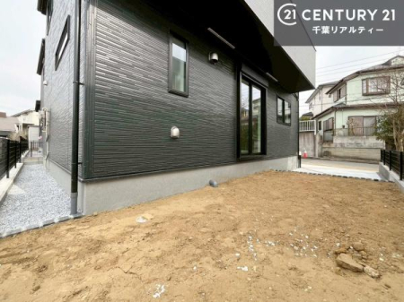 �� ������Ƃ�������X�؁[�X���t���Ă��܂��I�K�[�f�j���O���y���߂����ł��ˁB