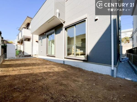 �� ������Ƃ������q�l�̗V�я�Ƃ��ė��p�ł��܂��I
���r���O����l�q��������̂ŁA���S���Ă��q�l��V�΂����܂��ˁB
