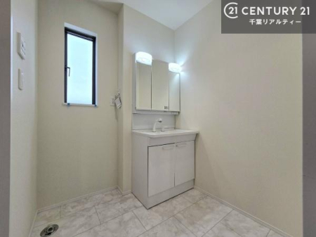 ���ʑ�E���ʏ� �g�Ȃ�𐮂�����ʏ��́A���������厖�ł��I������̐������̂��镵�͋C�����o�I�C�����悭���g�����������܂��B