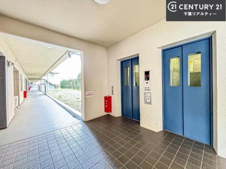 ���̑����p�� �G���x�[�^�[������A���K�ŃX���[�Y�Ȉړ��������B
���������A��₨���̓����A�X�g���X�Ȃ��������֌������܂��B