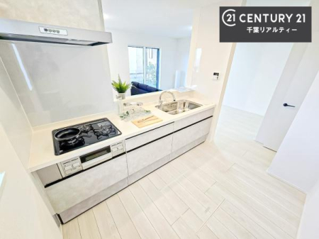 �L�b�`�� ��Ƃ����₷���V�X�e���L�b�`���ł��I���[����������t���Ă���̂ŁA�����X�y�[�X�ɕ���u���Ȃ��čςނ̂ŁA�L�X�g���āA���K�ɍ�Ƃ��ł��܂��I