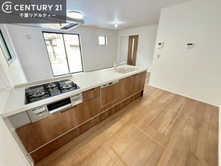 �L�b�`�� ��Ƃ����₷���V�X�e���L�b�`���ł��I���[����������t���Ă���̂ŁA�����X�y�[�X�ɕ���u���Ȃ��čςނ̂ŁA�L�X�g���āA���K�ɍ�Ƃ��ł��܂��I