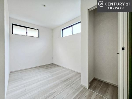 �q������ �|���o�������Ȃ��������́A���q�l�̂������Ƃ��Ă����S�ł��I
���[�X�y�[�X���[�����Ă���̂ŎU�炩�������������T�b�ƕЕt�����܂��I