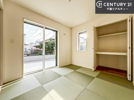 �a�� �a���ł͂��q�l���]��ł����������S�z�͂قƂ�ǂ���܂���B
�Ǝ��̍��ԂɃ}�}��p�p���Q�����Ŏg����x�e�X�y�[�X�Ƃ��Ă����p�I