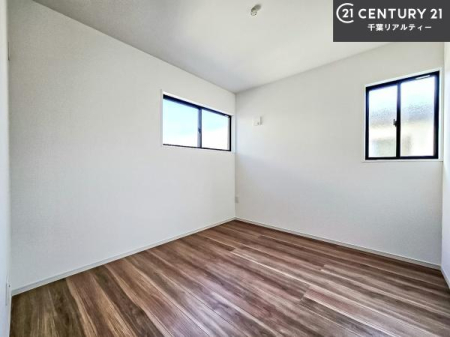 �q������ �|���o�������Ȃ��������́A���q�l�̂������Ƃ��Ă����S�ł��I
���[�X�y�[�X���[�����Ă���̂ŎU�炩�������������T�b�ƕЕt�����܂��I