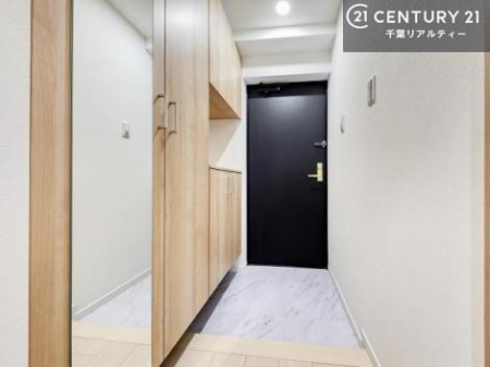 ���� �~���[�t���V���[�Y�{�b�N�X�t���Ȃ̂ŁA���ւ��Еt�����|�������₷���ł��I
�X�b�L���������ւŌ˂��J�����u�ԁA�������̂���S�n������Ԃ��o�}���Ă���܂��B