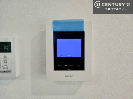 ���̑� TV���j�^�[�t�C���^�[�t�H���������B���K�҂̊���m�F���Ă���Ή��ł��邽�߁A�h�Ɩʂɂ��z�����ꂽ���S�̐ݔ��ł��B