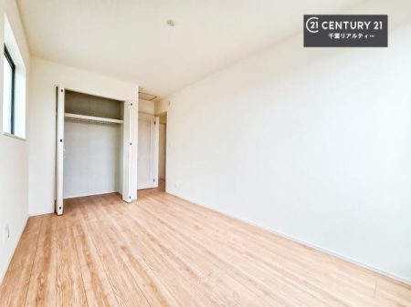 ���r���O�ȊO�̋��� �V���v���Ƀf�U�C������Ă��邽�߁A�Ƌ��I�т܂���I
���C�ɓ���̉Ƌ��u���Ă��낰���Ԃ���邱�Ƃ��ł��܂��B